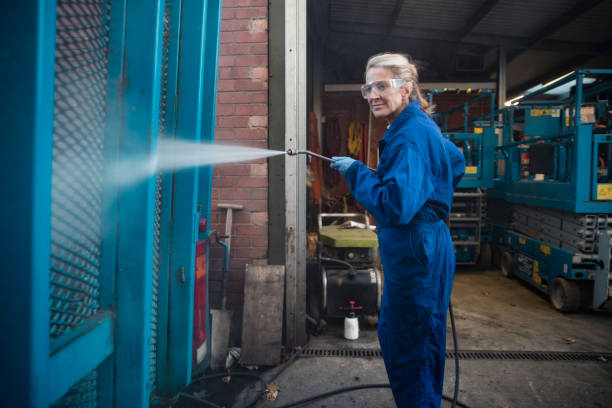 Best Concrete Pressure Washing  in Wolcott, IN